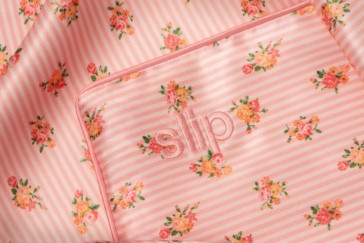 Pillowcase Set, Petal Queen Zippered, Machine-Washable Care, Hypoallergenic Comfort for Guest Rooms and Daily Bedroom Comfort image 5