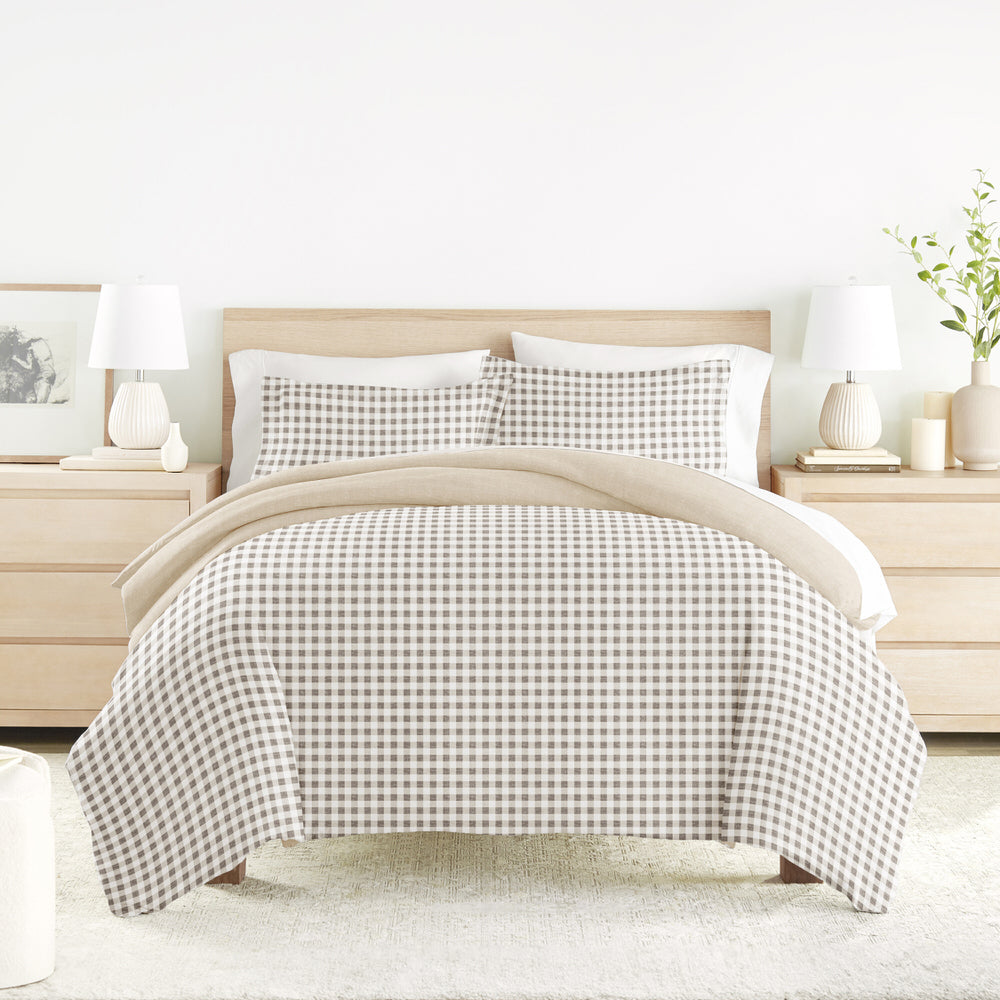 Duvet Cover Set, Gingham Check Pattern 3 Piece Reversible for Guest Rooms and Everyday Bedroom Styling image 5