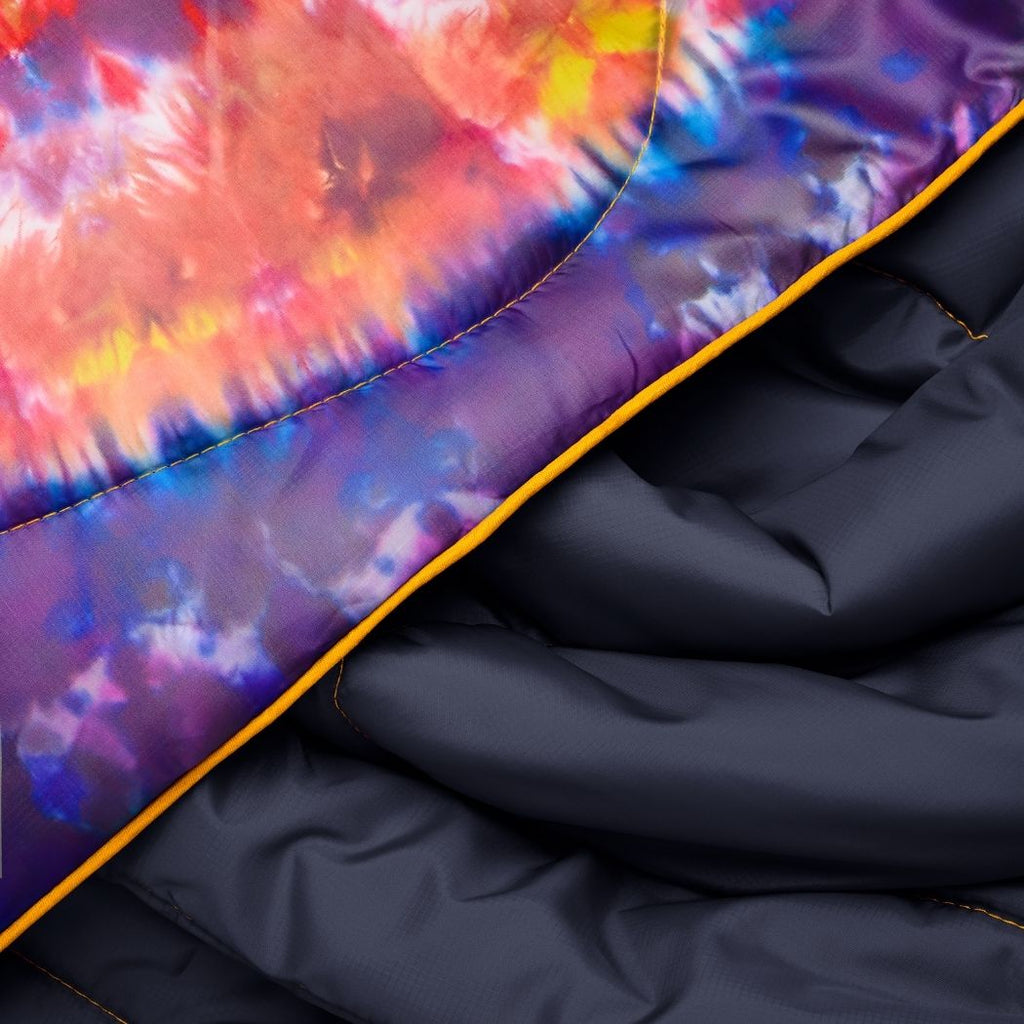 Cozy Throw Blanket, Original Puffy Tapestry Tie Dye for Living Rooms, Bedrooms and Everyday Lounging image 5