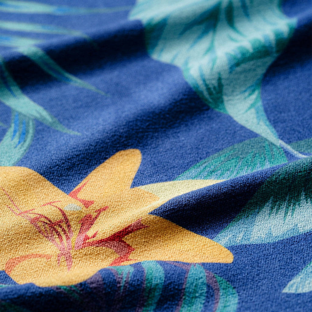 Bath Linen, Original Towel: Palms Dusk for Daily Bathroom Routines and Guest Baths, Designed for Home Bathrooms and Everyday Care image 5