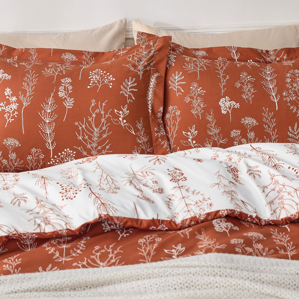 Duvet Cover Set, Reversible Floral Print, Breathable Construction for Bedroom Bedding Refresh and Everyday Comfort, 4 Sizes and 13 Colors image 5