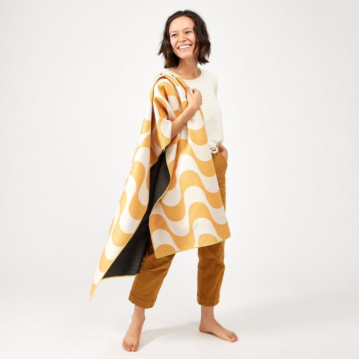 Bath Linen, Original Towel: Copacabana Mango for Daily Bathroom Routines and Guest Baths, Designed for Home Bathrooms and Everyday Care image 5