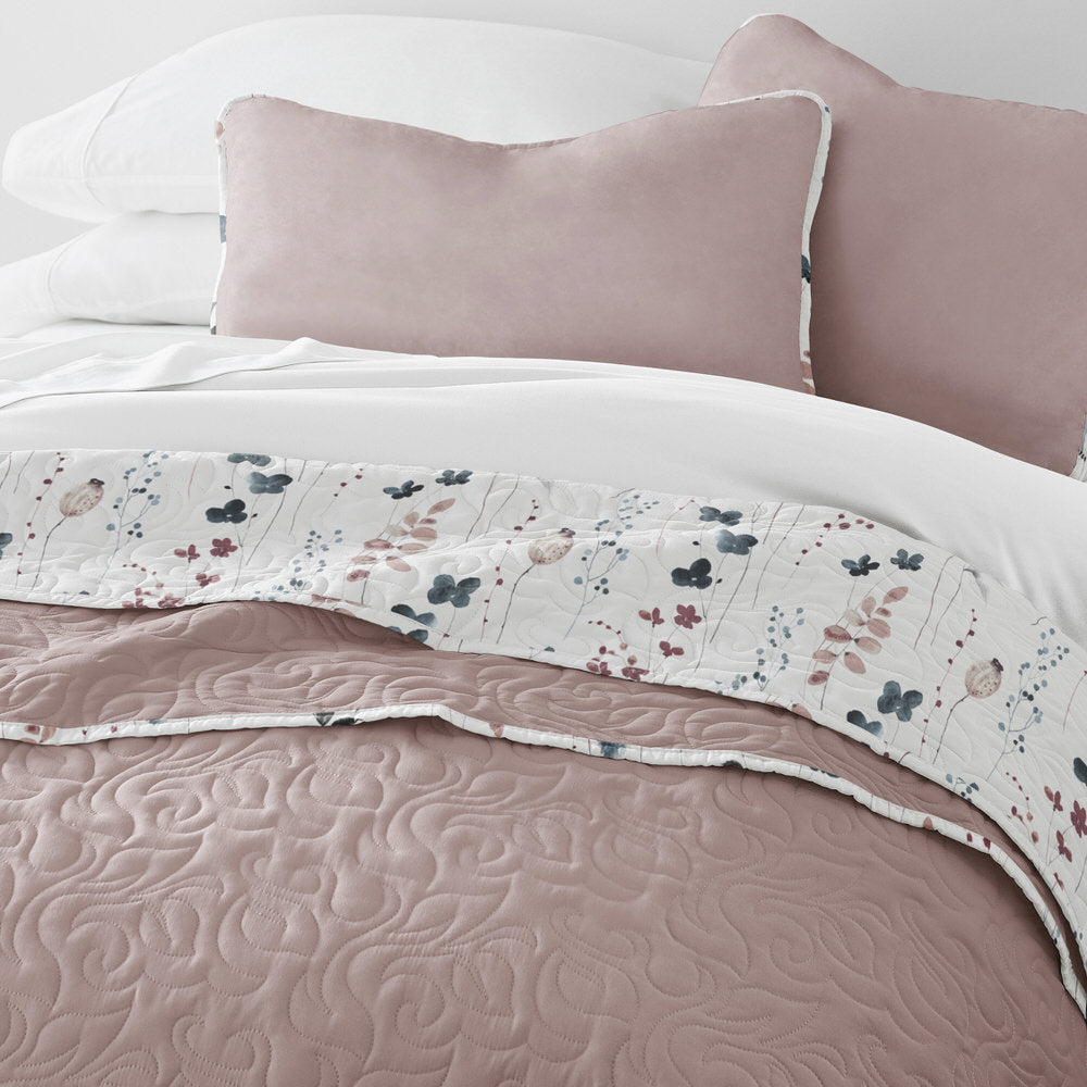 Quilted Coverlet Set, Poppy Bloom Reversible for Guest Bedrooms, Layered Beds and Everyday Bedding, 3 Size Options image 6