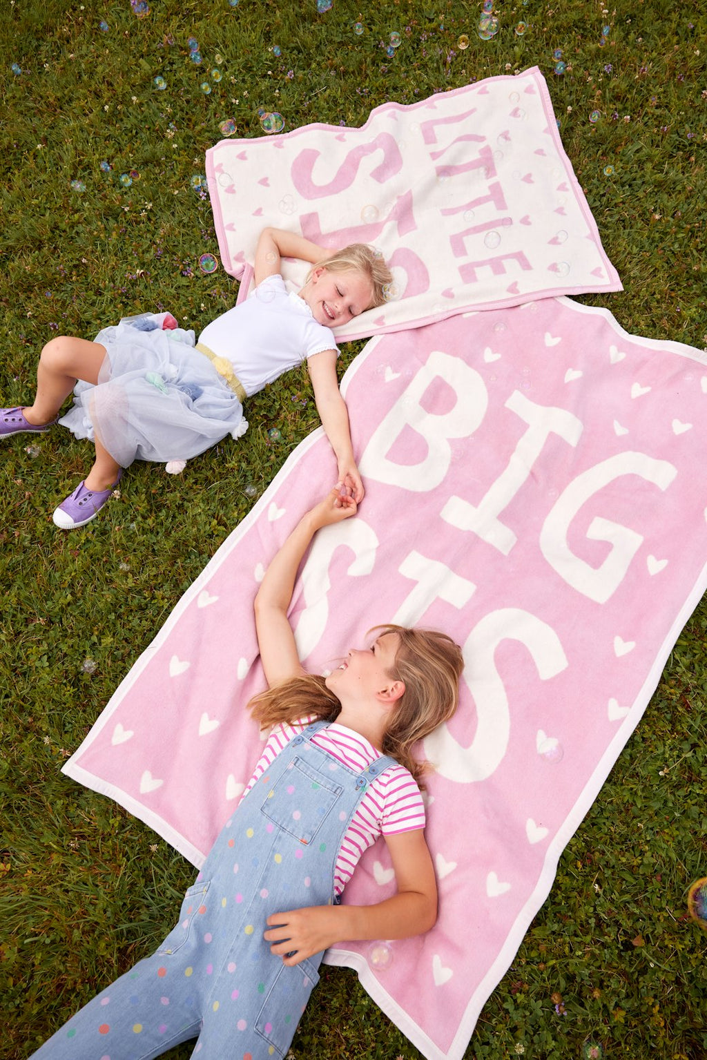 Cozy Throw Blanket, Little Sis Mini for Living Rooms, Bedrooms and Everyday Lounging, Designed for Sofas, Beds and Relaxing at Home image 6