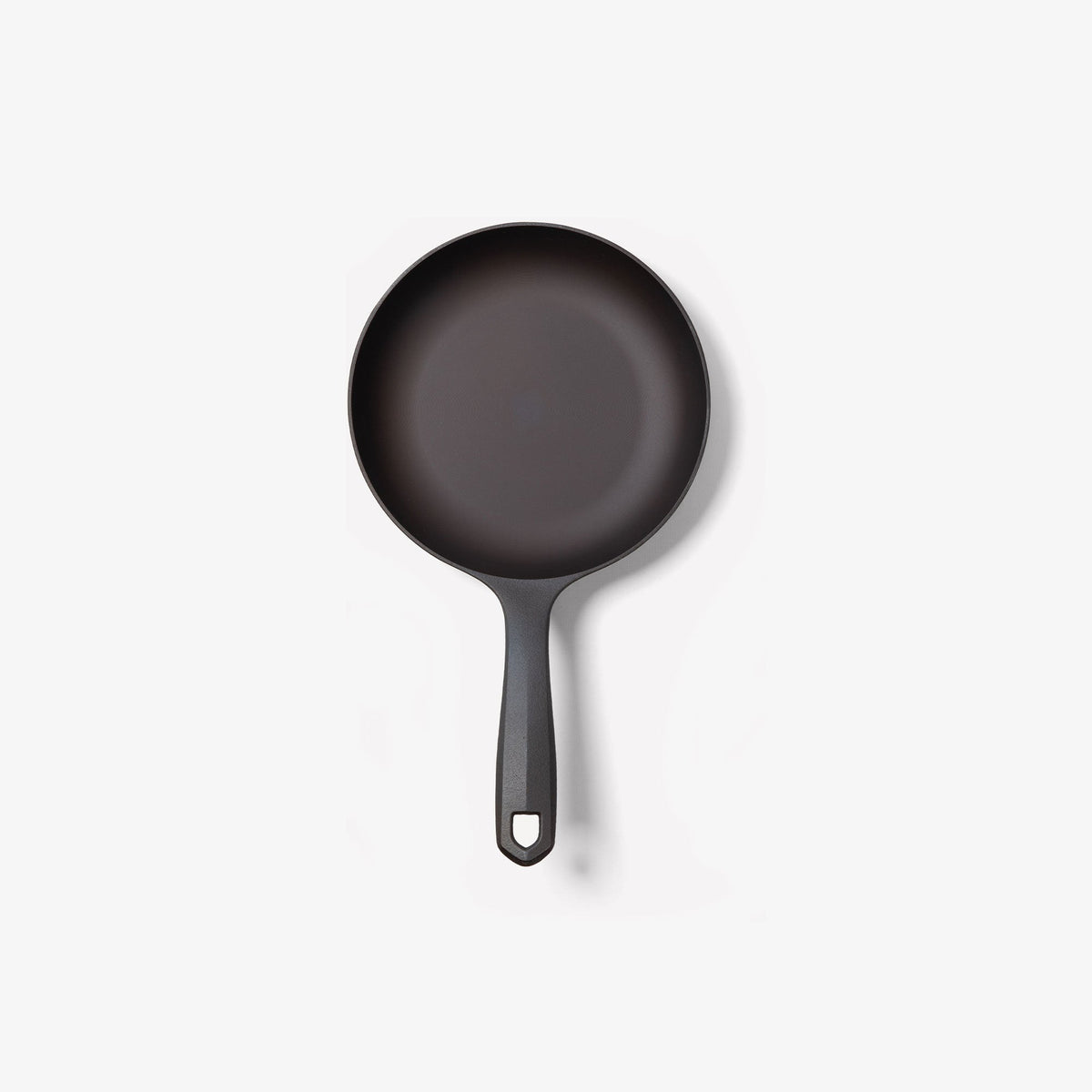 Cast Iron Skillet, No.5 Chef for Stovetop Cooking, Baking and Family Meals, Designed for Searing, Sautéing and Everyday Meal Prep image 6