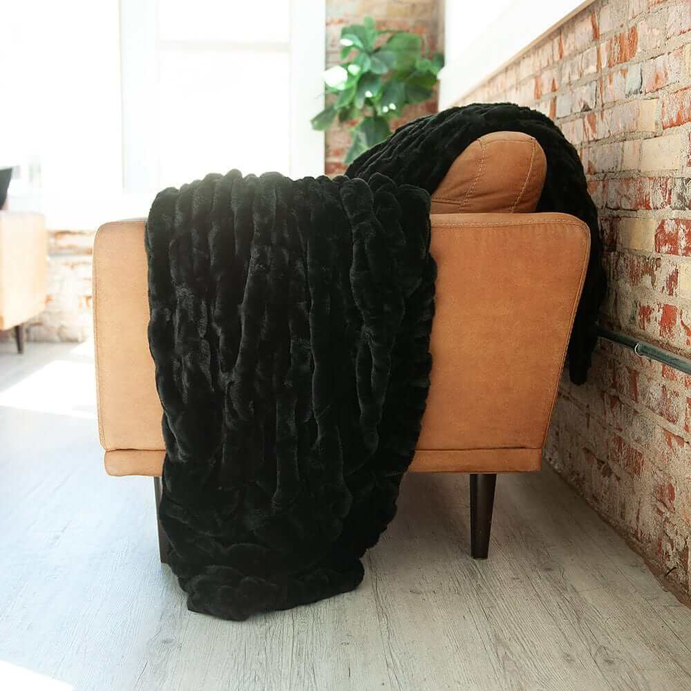 Cozy Throw Blanket, Hugs Black for Living Rooms, Bedrooms and Everyday Lounging, 6 Sizes and 6 Colors image 6