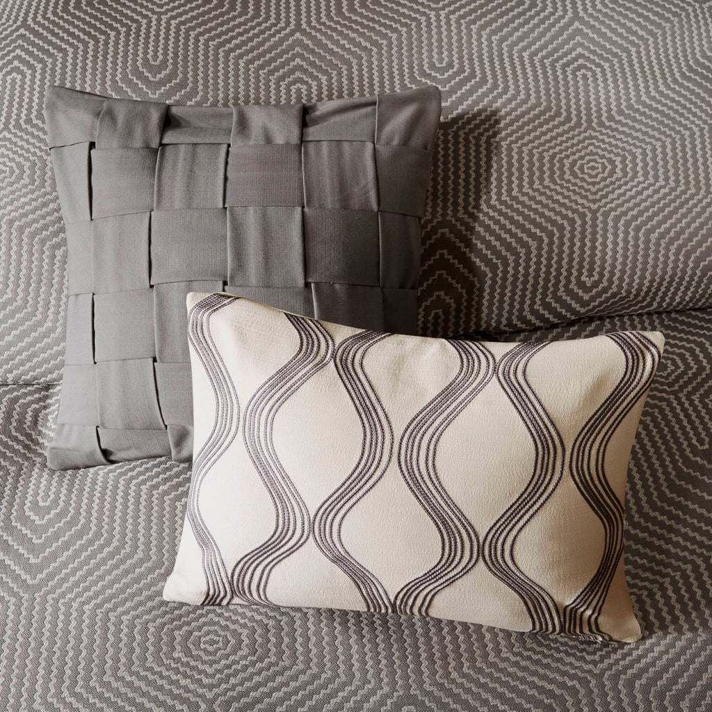 Bed Comforter, Shades of Serenity Set, Machine-Washable Care, Hypoallergenic Comfort for Everyday Bedding and Comfortable Sleep image 6