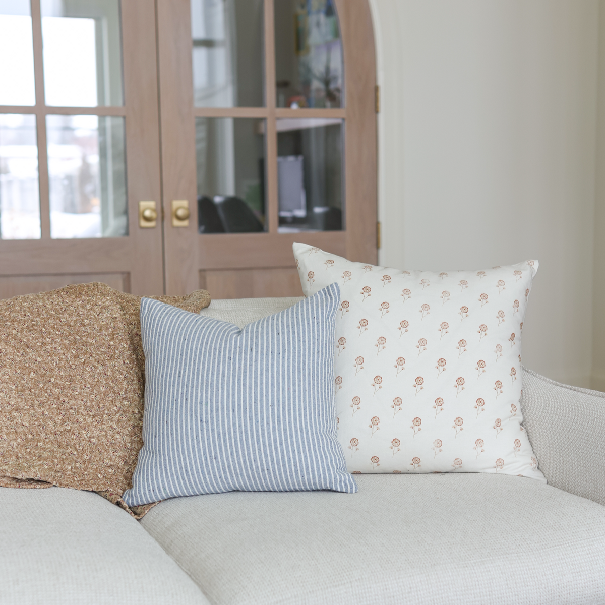 Decorative Pillow Cover Set, June in Blue 18" 22" for Sofas, Beds and Living Room Accents, 2 Size Options image 6