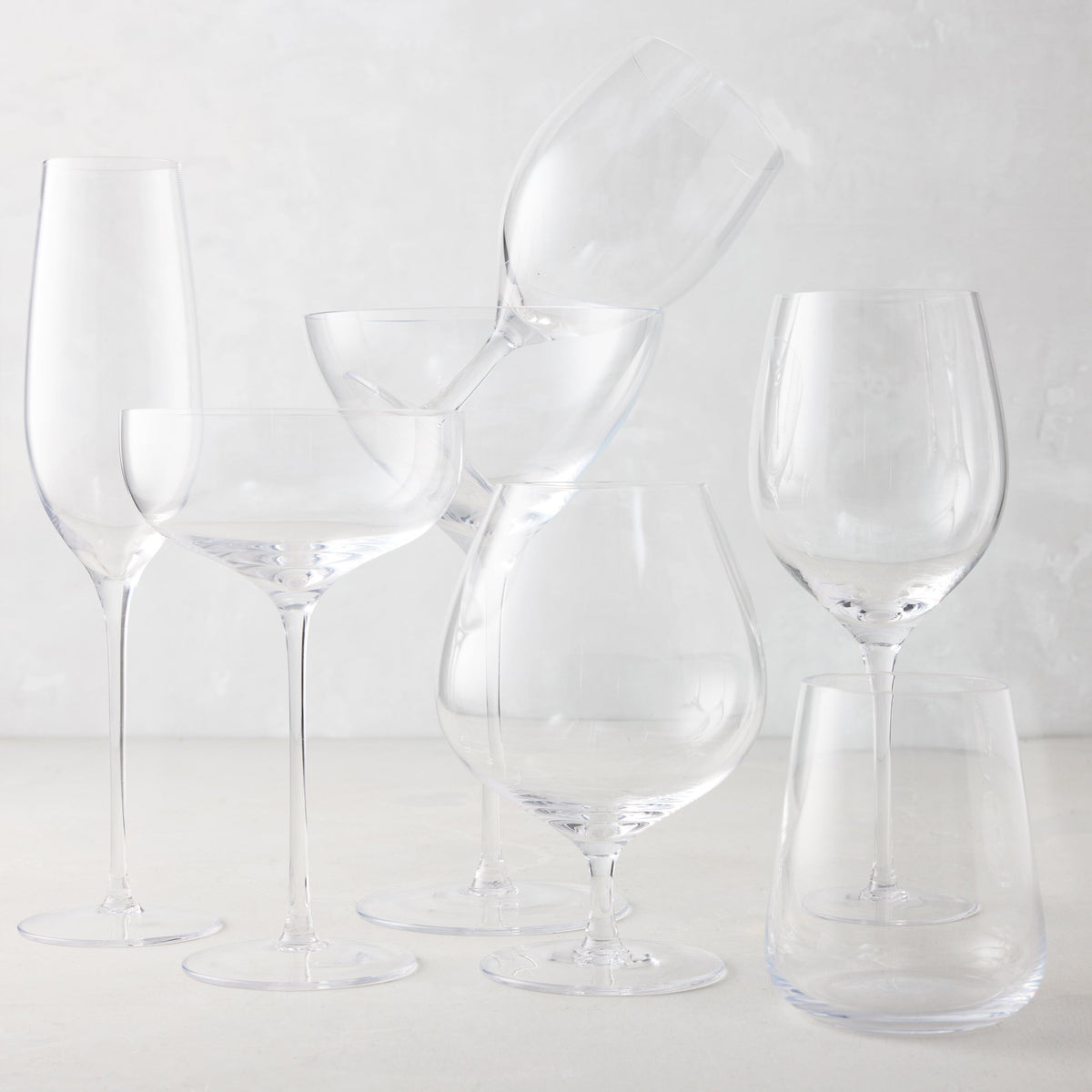 Drinking Glass Set, HG Heritage Oversized Martini, Dishwasher-Safe Care for Kitchen Tables, Workspaces and Daily Hydration image 6