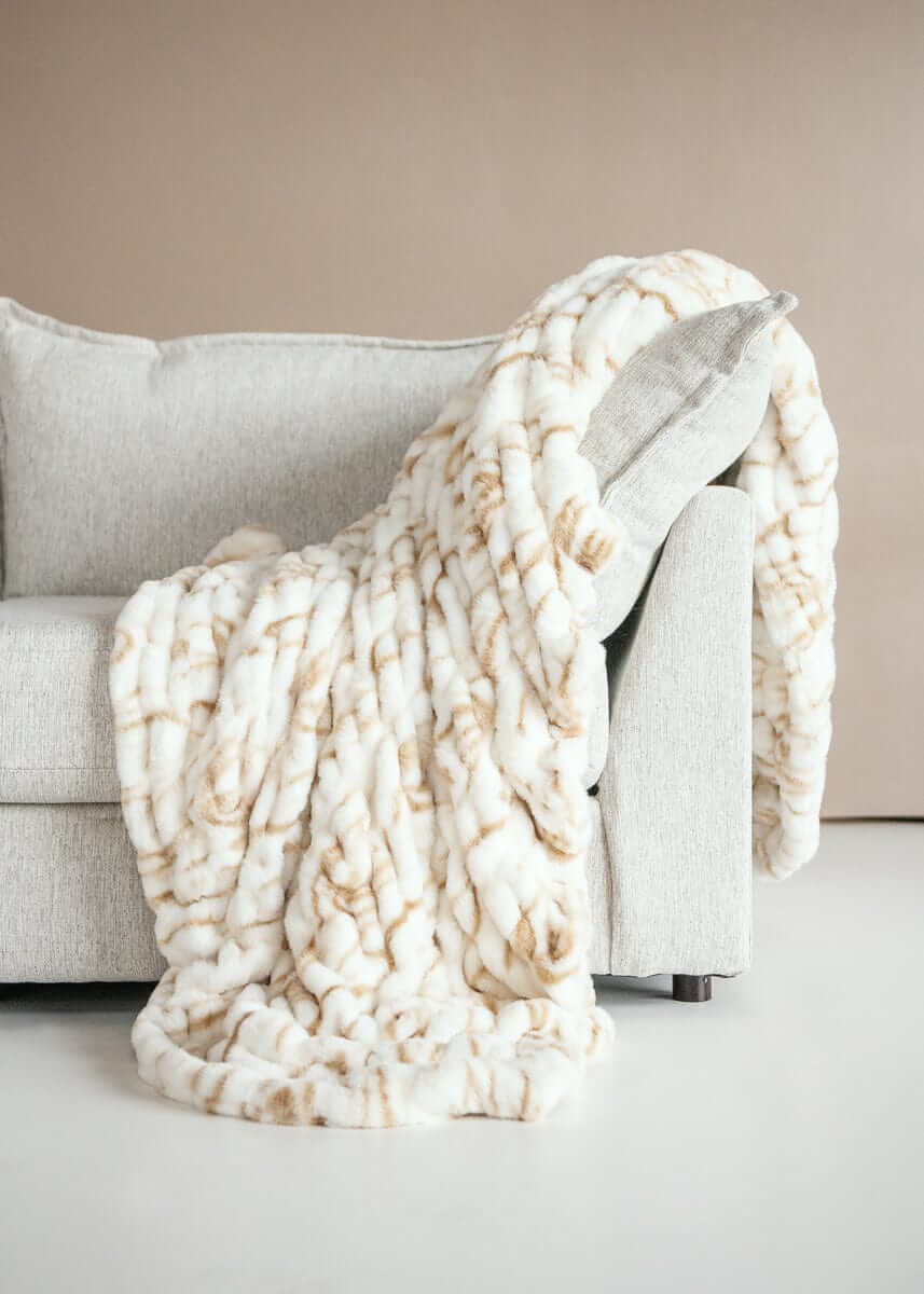 Cozy Throw Blanket, Hugs Marble Sand for Sofas, Beds and Relaxing at Home, 5 Size Options, Designed for Everyday Home Use image 6