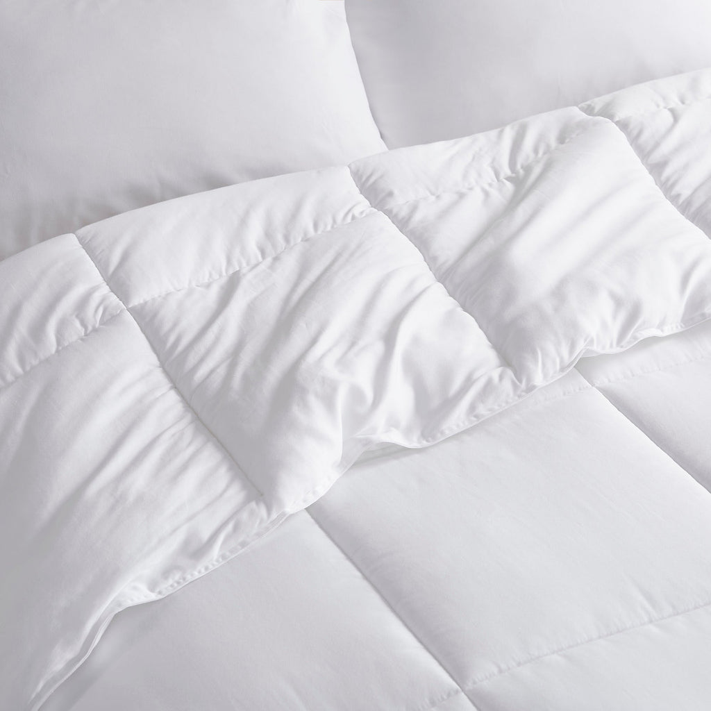 Down Alternative Comforter, Winfield 300 Thread Count Cotton Shell, Machine-Washable Care for Everyday Bedding and Comfortable Sleep image 6