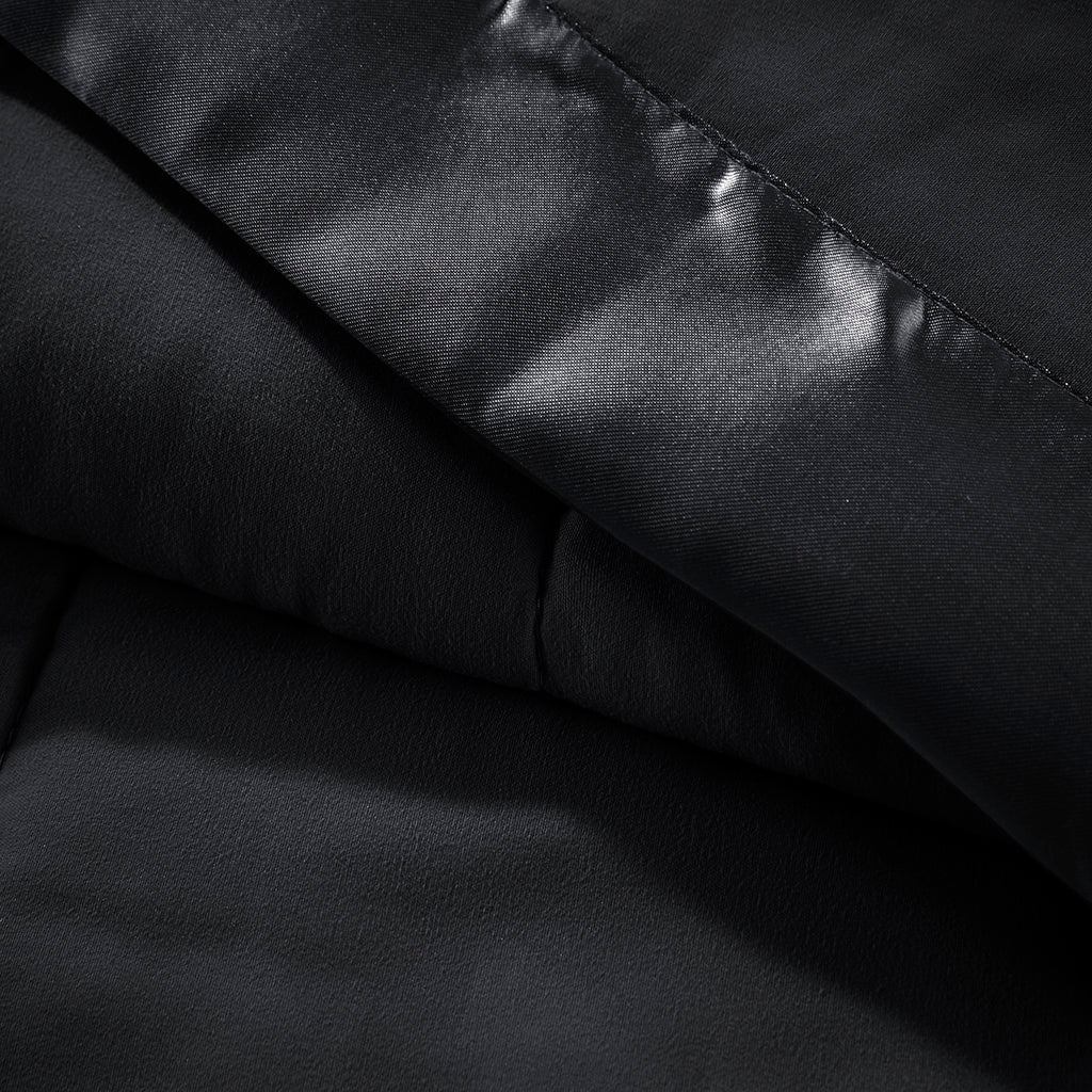 Cozy Throw Blanket, Windom Lightweight Down Alternative with Satin, Machine-Washable Care for Living Rooms, Bedrooms and Everyday Lounging image 7