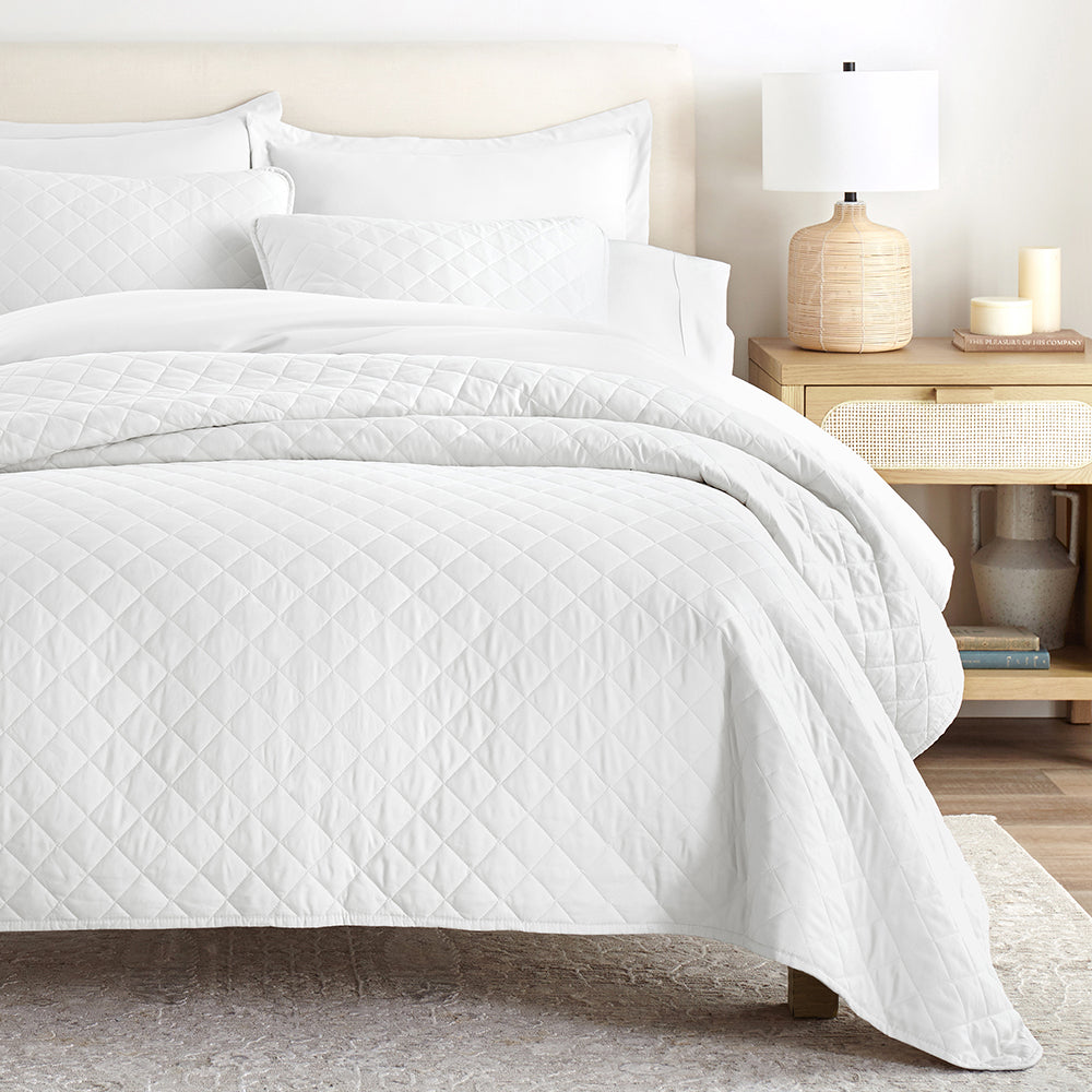Bed Quilt, 3 Piece Diamond Stitch Quilted Coverlet Set for Guest Beds and Layered Bedroom Styling, 3 Sizes and 6 Colors image 7