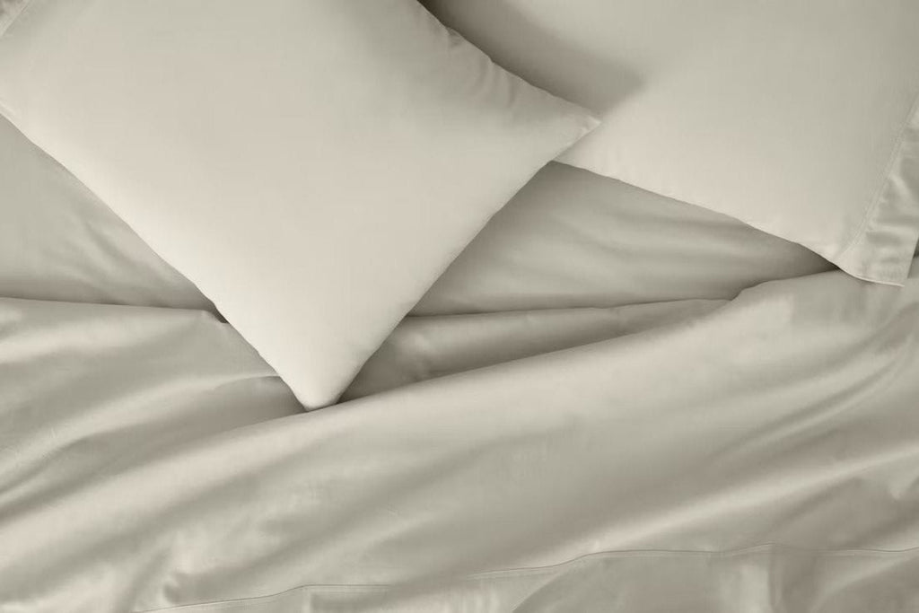 Bed Sheet Set, SuperSoft, Lightweight Design for Everyday Bedroom Comfort and Guest Rooms, 6 Sizes and 3 Colors image 7
