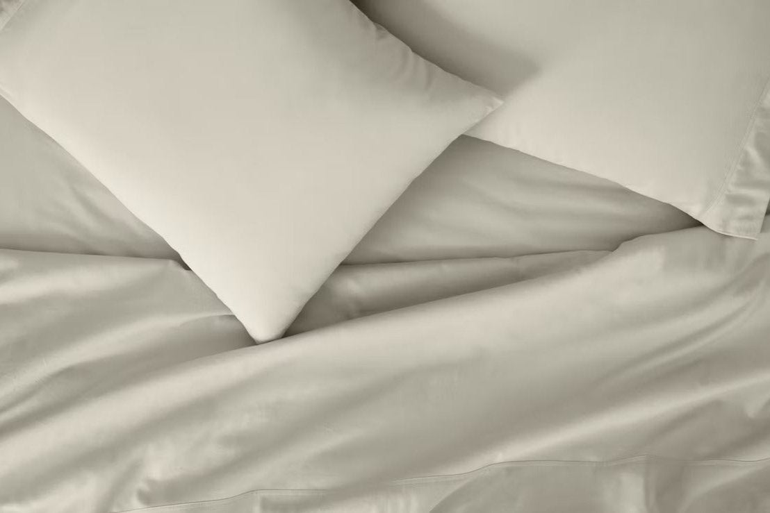 Bed Sheet Set, SuperSoft, Lightweight Design for Everyday Bedroom Comfort and Guest Rooms, 6 Sizes and 3 Colors image 7