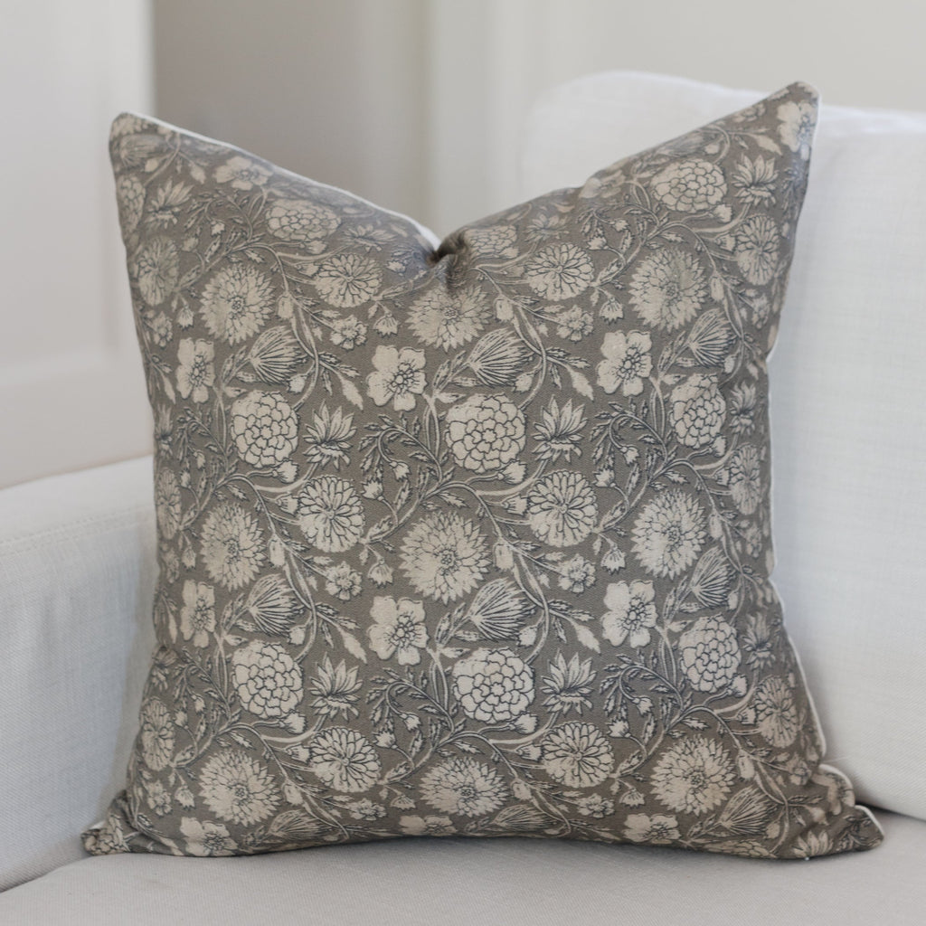 Decorative Pillow Cover Set, Gracie 18" 22", Lightweight Design, Machine-Washable Care for Bedroom Styling and Living Room Decor image 8