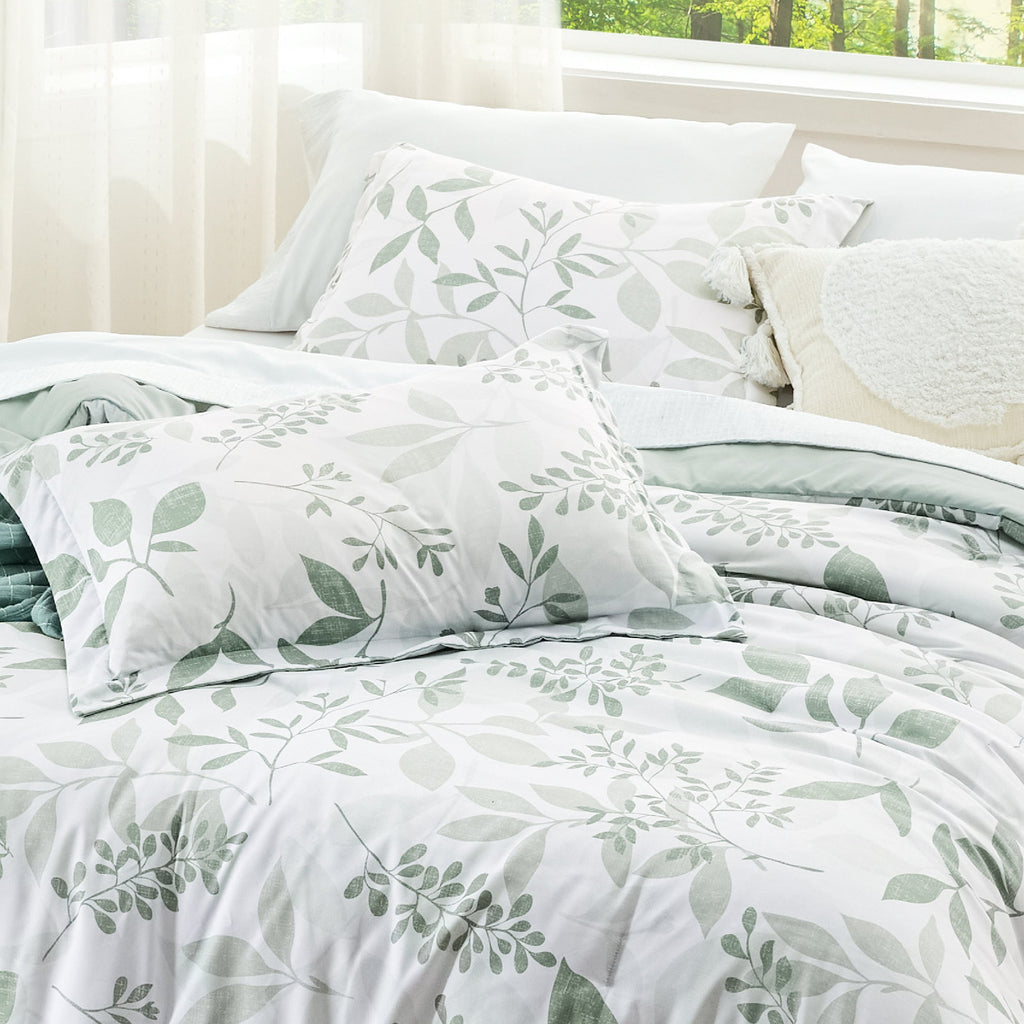Bed Comforter, Retro Botanical Set for Everyday Bedding and Comfortable Sleep, 4 Sizes and 9 Colors image 8