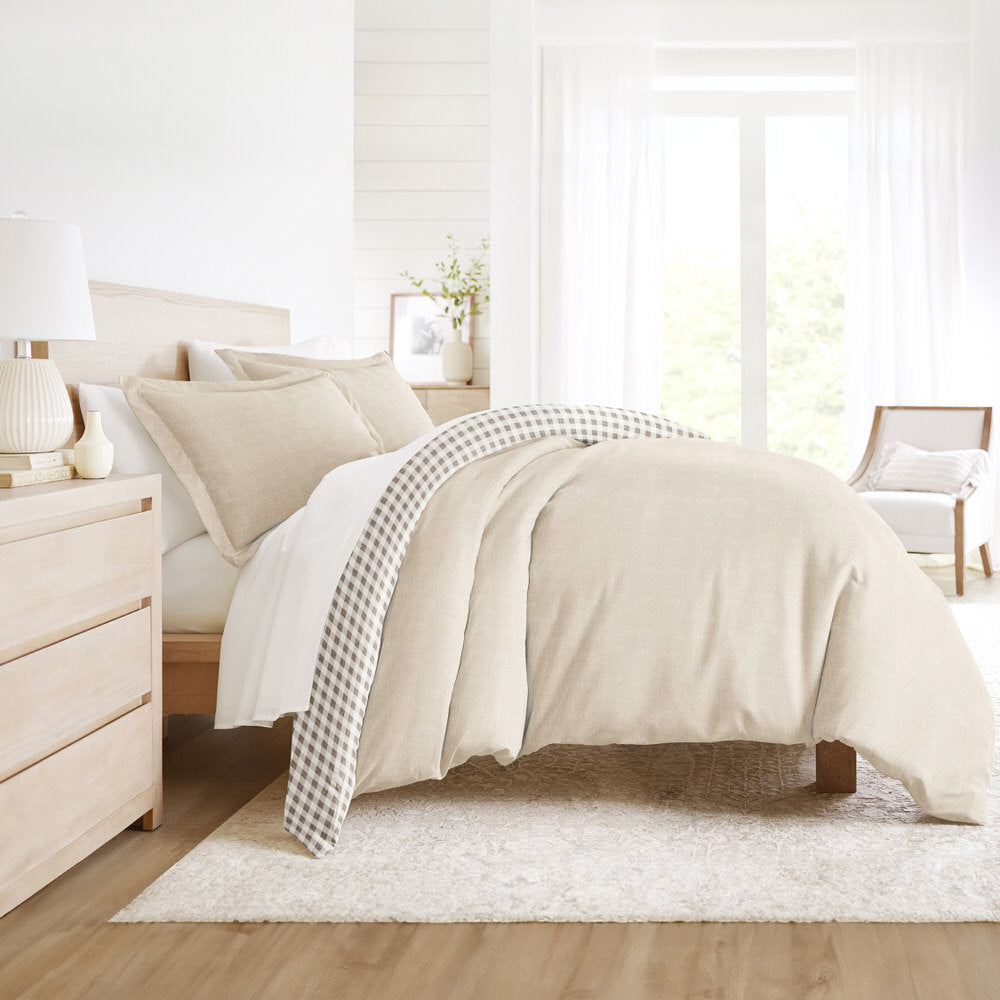 Duvet Cover Set, Gingham Check Pattern 3 Piece Reversible for Guest Rooms and Everyday Bedroom Styling image 8
