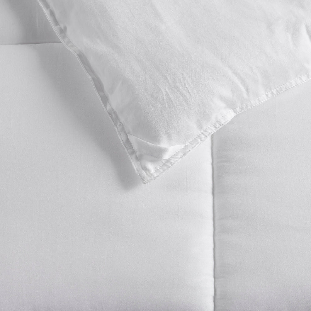 Down Alternative Comforter, Winfield 300 Thread Count Cotton Shell, Machine-Washable Care for Everyday Bedding and Comfortable Sleep image 8