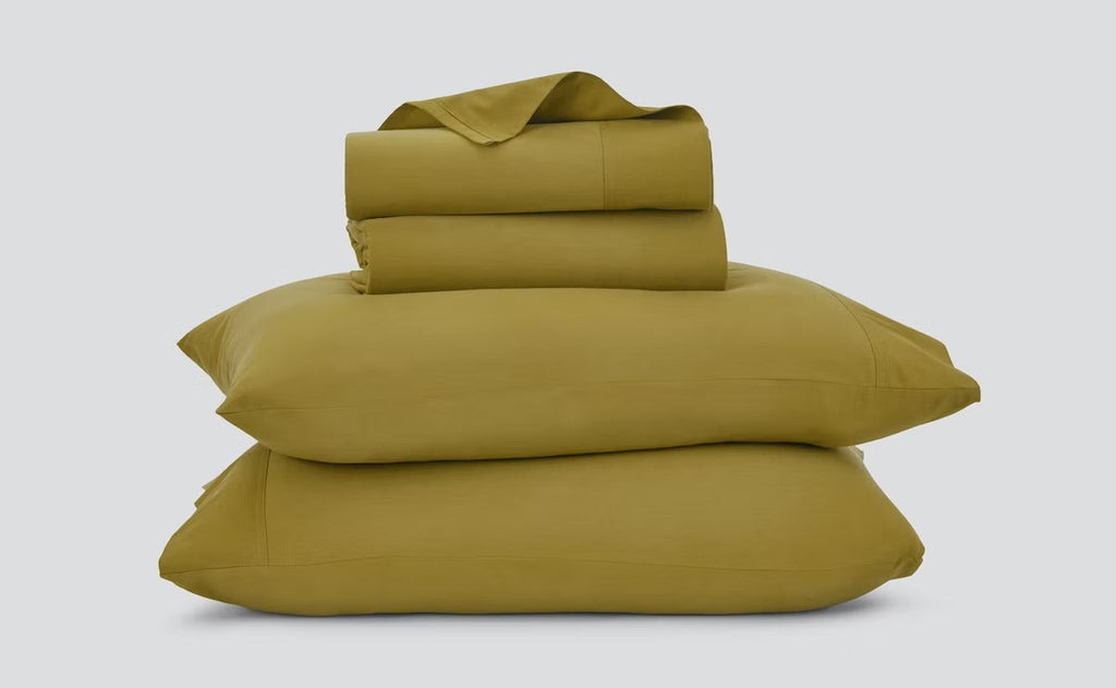 Bed Sheet Set, SuperSoft, Lightweight Design for Everyday Bedroom Comfort and Guest Rooms, 6 Sizes and 3 Colors image 8