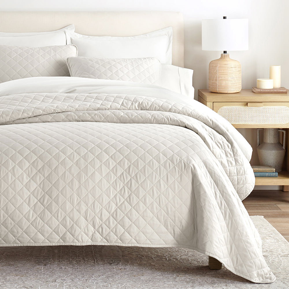 Bed Quilt, 3 Piece Diamond Stitch Quilted Coverlet Set for Guest Beds and Layered Bedroom Styling, 3 Sizes and 6 Colors image 8