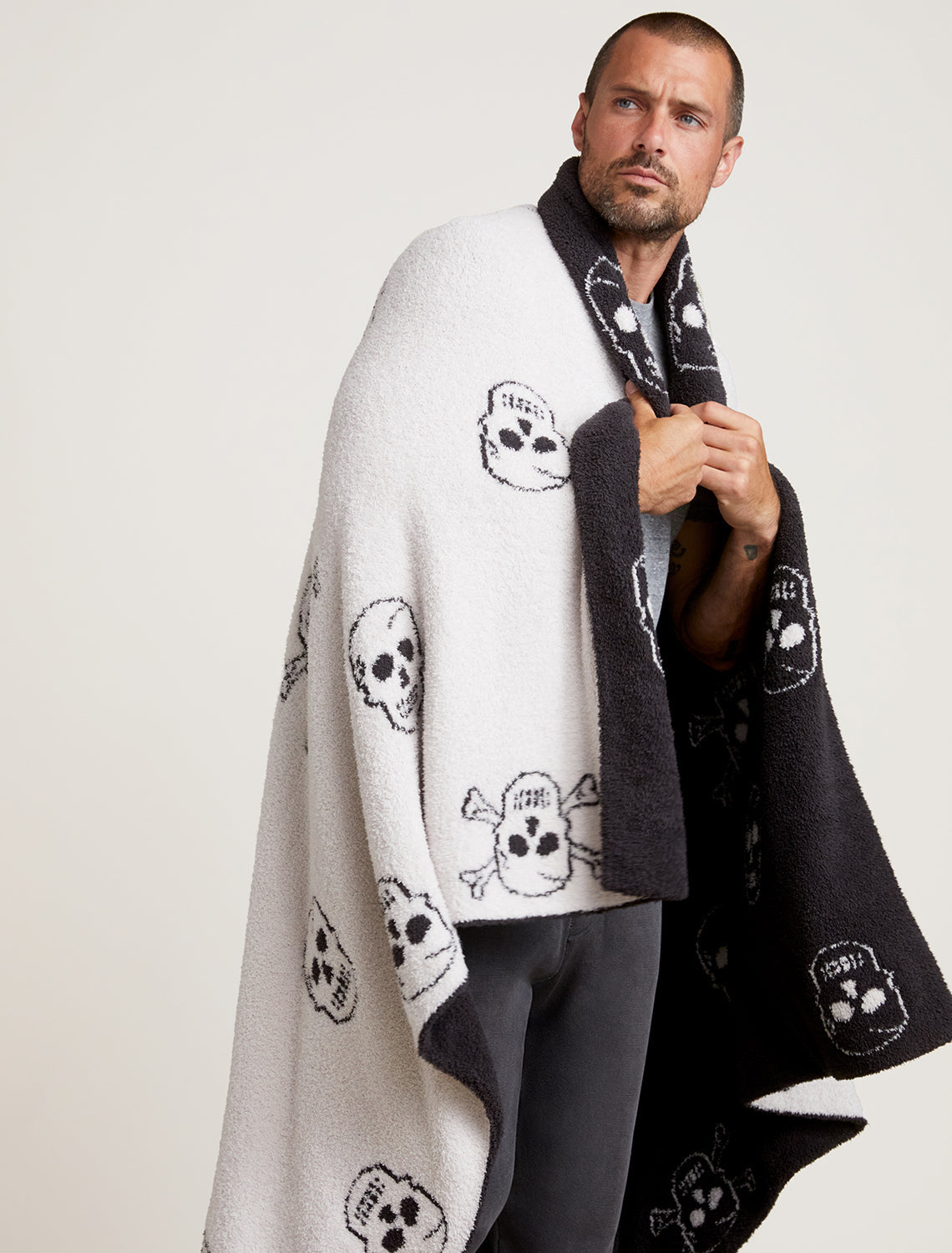 Cozy Throw Blanket, CozyChic Skull for Sofas, Beds and Relaxing at Home, 2 Color Options, Designed for Everyday Home Use image 9