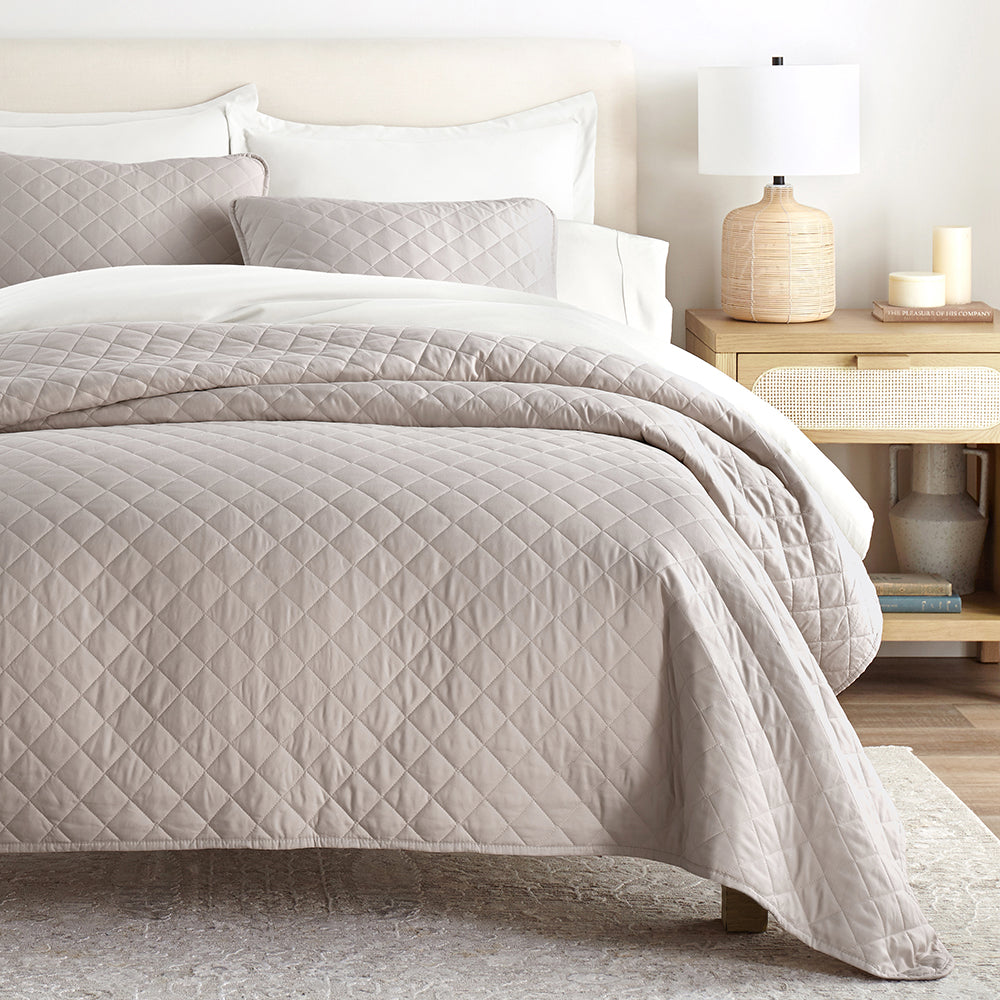 Bed Quilt, 3 Piece Diamond Stitch Quilted Coverlet Set for Guest Beds and Layered Bedroom Styling, 3 Sizes and 6 Colors image 9