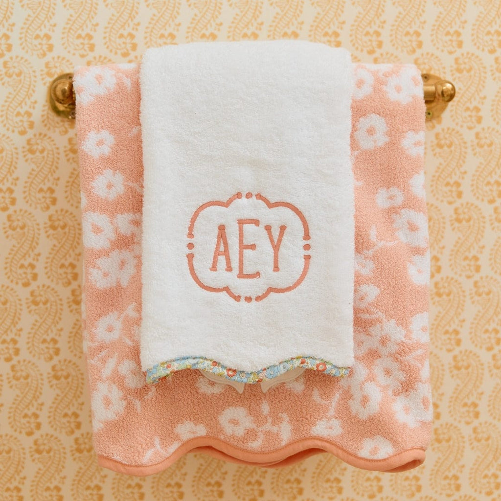 Bath Towel, Patterned Scallop for Home Bathrooms and Everyday Care, 5 Color Options, Designed for Daily Bathroom Routines and Guest Baths image 9