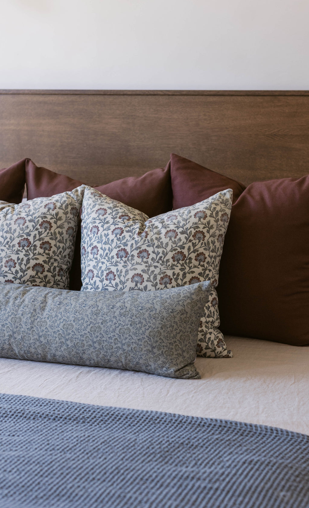 Decorative Pillow Cover Set, Clem in Multicolor 18" 22", Machine-Washable Care for Sofas, Beds and Living Room Accents, 4 Size Options image 9
