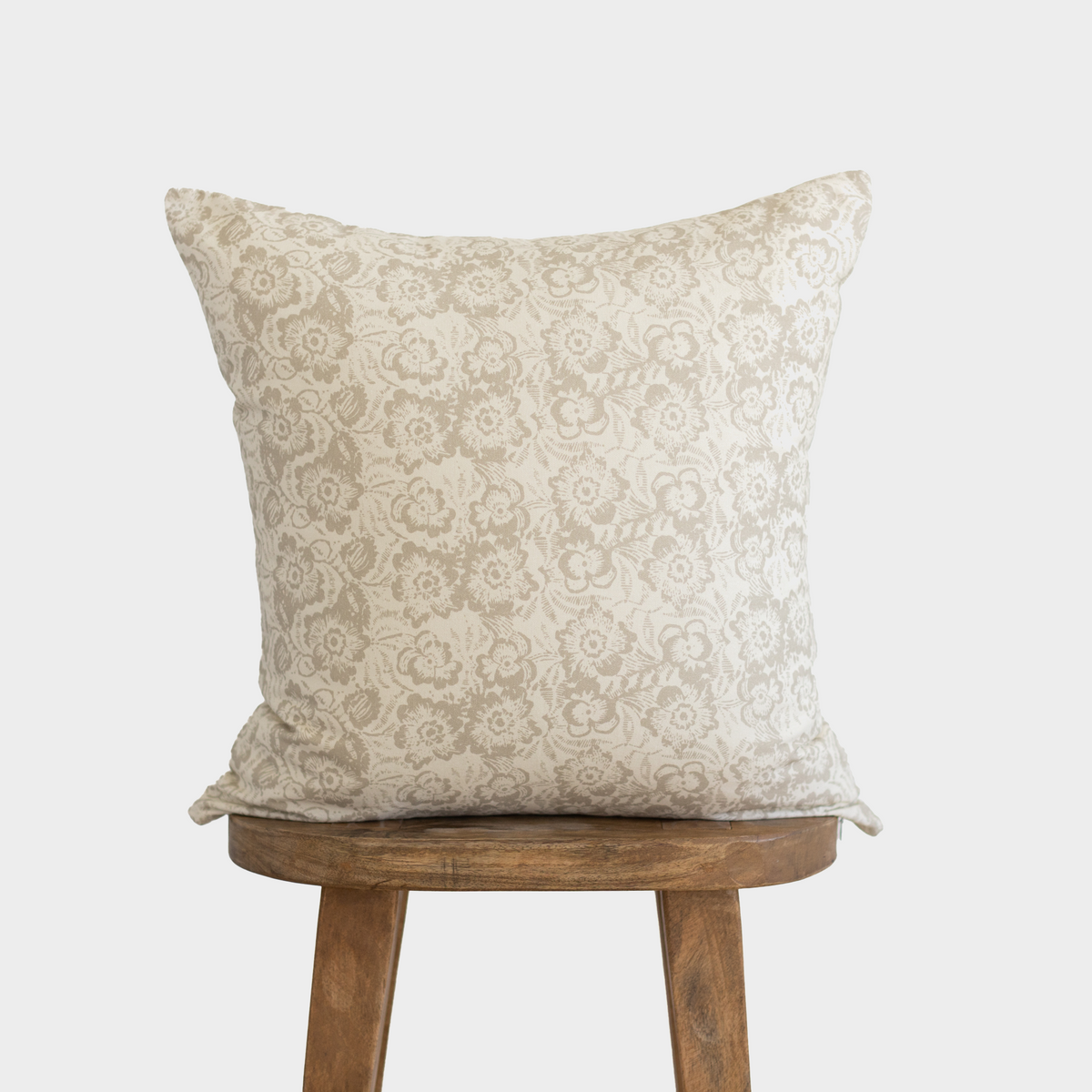 Decorative Pillow Cover, Flora 18" 22" 24", Machine-Washable Care for Sofas, Beds and Living Room Accents, 3 Size Options image 9