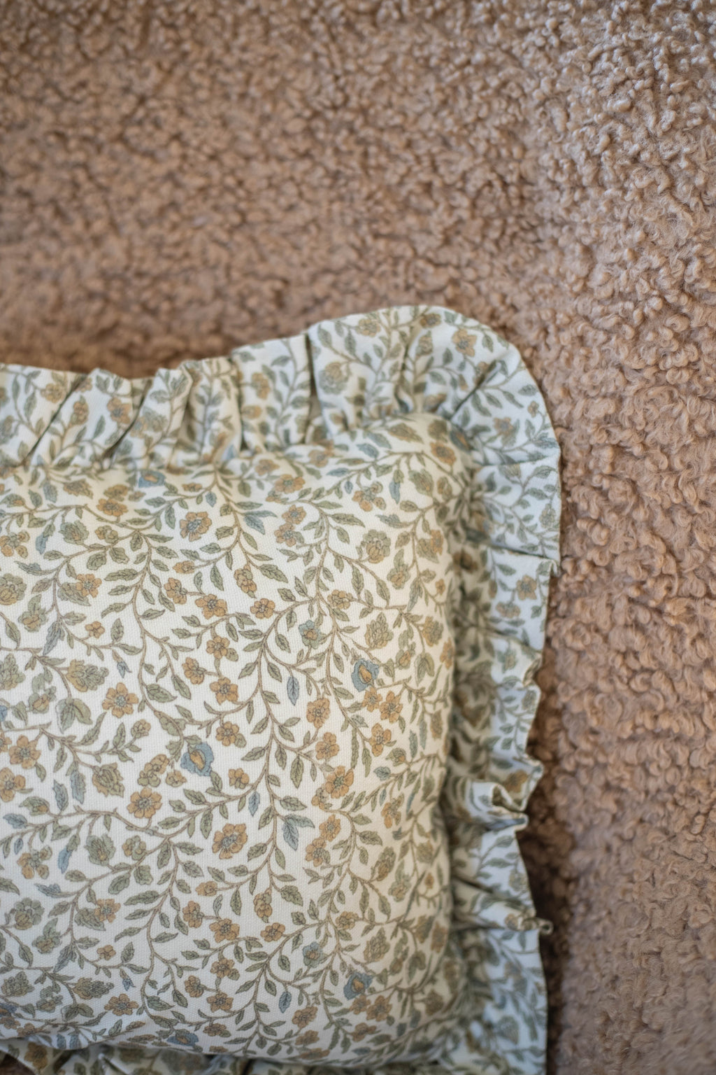 Decorative Pillow Cover, Meadow Ruffle 18" 22" 26" 12x20", Machine-Washable Care for Sofas, Beds and Living Room Accents, 5 Size Options image 9