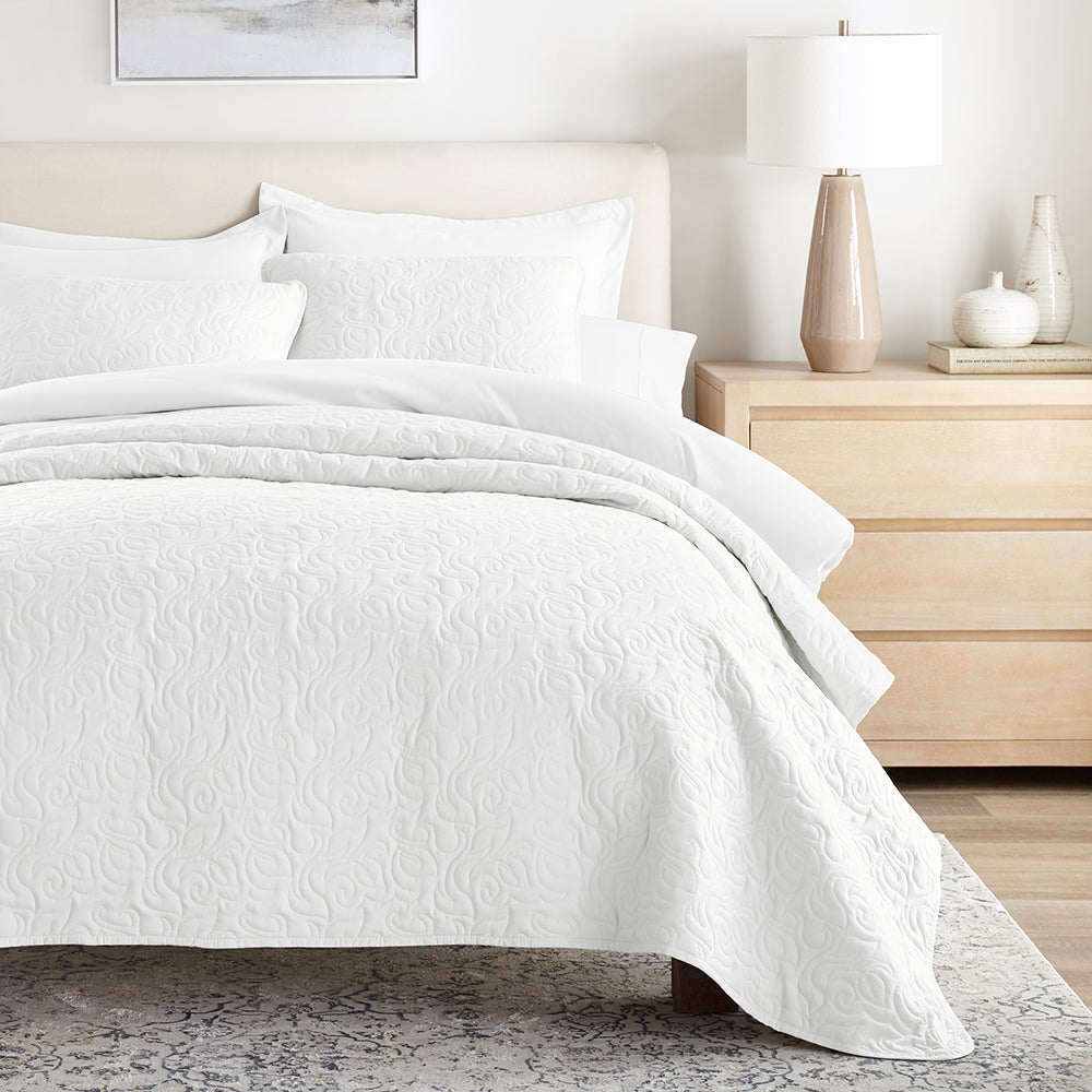 Bed Quilt, 3 Piece Floral Stitch Quilted Coverlet Set for Bedroom Layering and Everyday Bedding, 3 Sizes and 6 Colors image 10