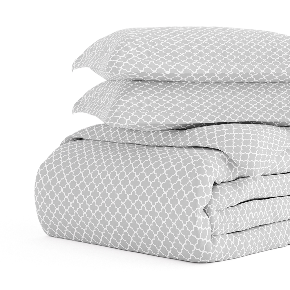 Duvet Cover Set, Quatrefoil Pattern 3 Piece for Bedroom Bedding Refresh and Everyday Comfort, 3 Sizes and 2 Colors image 10