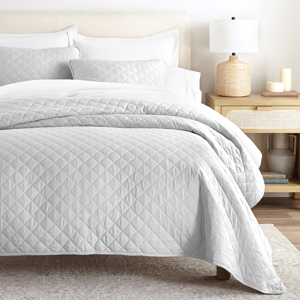 Bed Quilt, 3 Piece Diamond Stitch Quilted Coverlet Set for Guest Beds and Layered Bedroom Styling, 3 Sizes and 6 Colors image 10