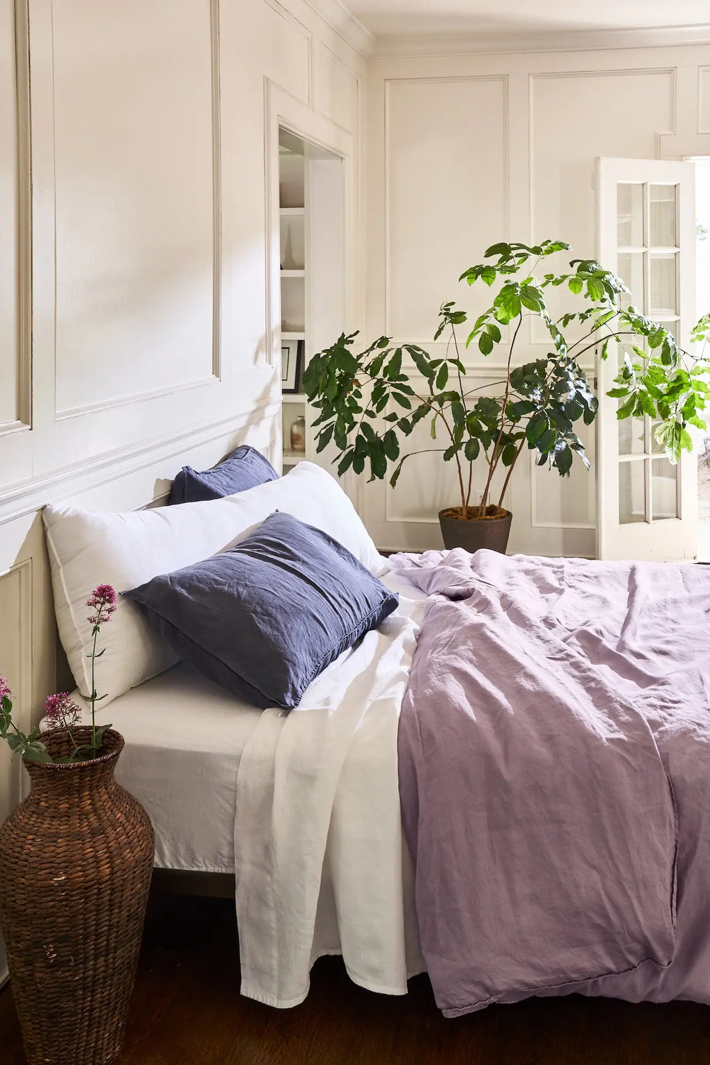Pillowcase, Belgian Linen, Breathable Construction for Guest Rooms and Daily Bedroom Comfort image 10