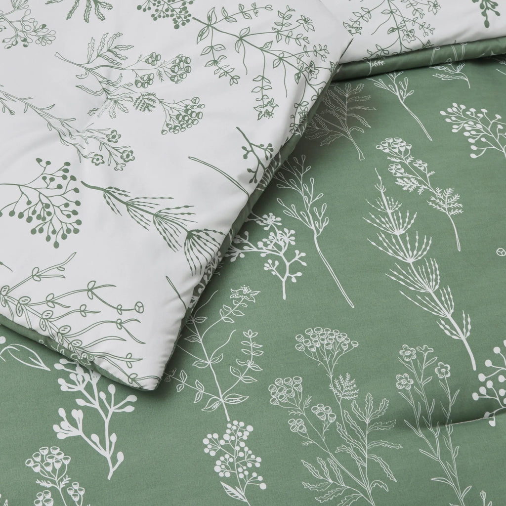 Down & Feather Comforter, Reversible Floral Print Set, Machine-Washable Care for Everyday Bedding and Comfortable Sleep image 10
