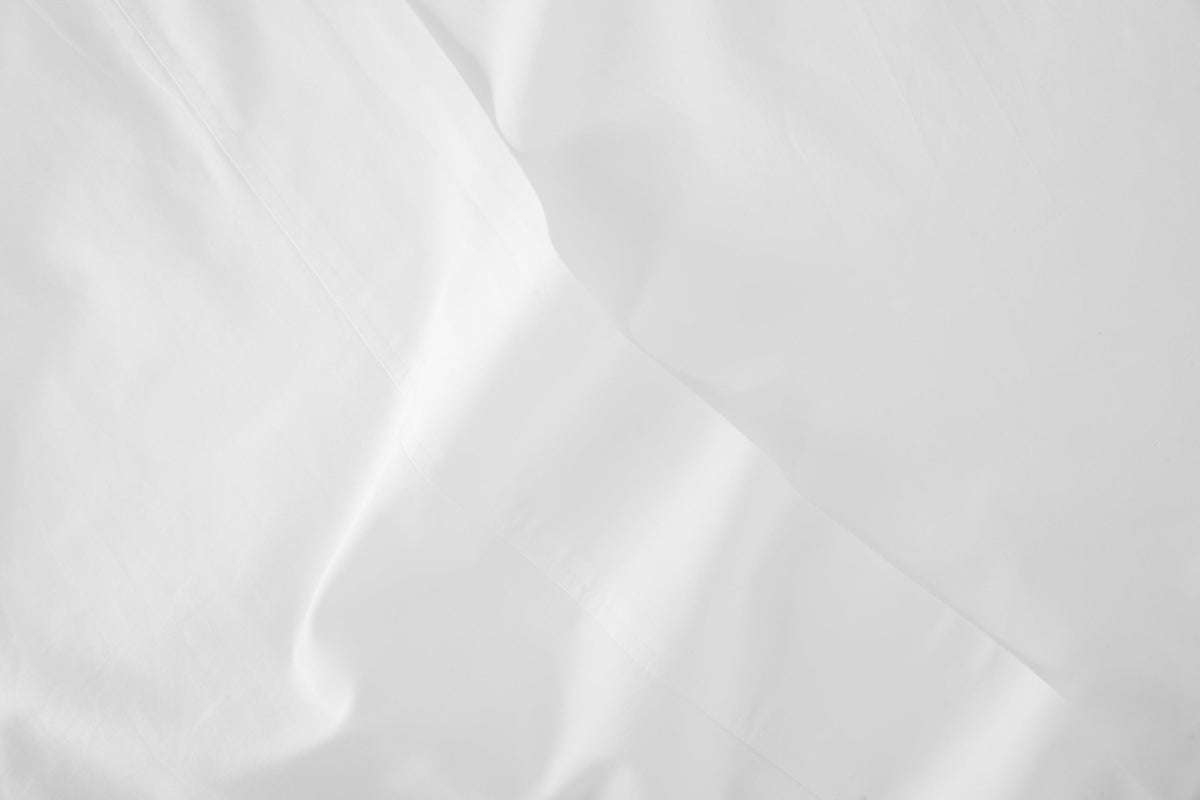 Bed Sheet Set, SuperSoft, Lightweight Design for Everyday Bedroom Comfort and Guest Rooms, 6 Sizes and 3 Colors image 10
