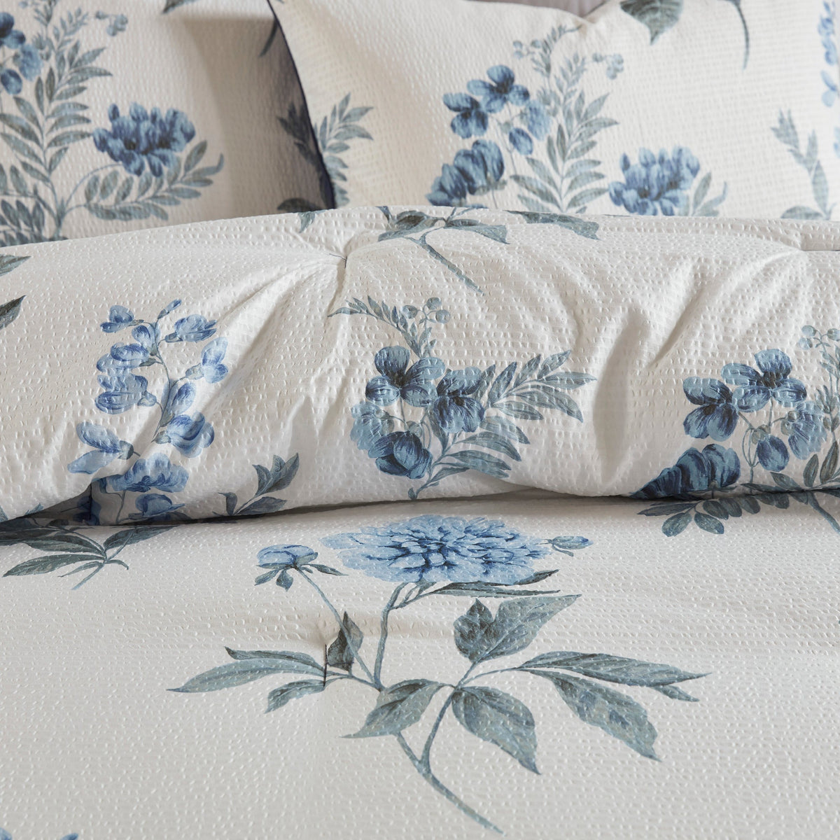 Bed Comforter, Zennia 7 Piece Printed Seersucker Set, Machine-Washable Care for Year-Round Bedroom Comfort and Restful Sleep image 11