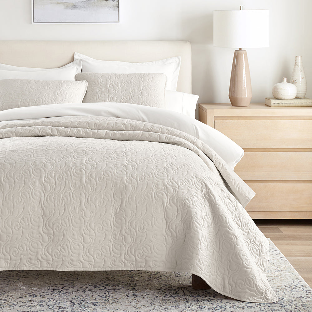 Bed Quilt, 3 Piece Floral Stitch Quilted Coverlet Set for Bedroom Layering and Everyday Bedding, 3 Sizes and 6 Colors image 11