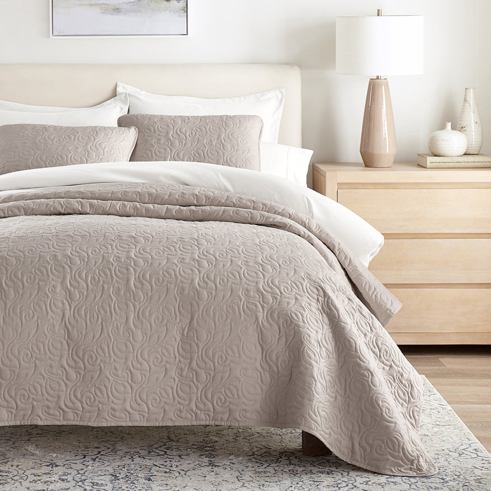 Bed Quilt, 3 Piece Floral Stitch Quilted Coverlet Set for Bedroom Layering and Everyday Bedding, 3 Sizes and 6 Colors image 12