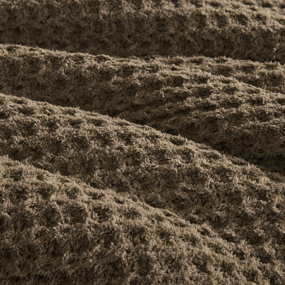 Bed Comforter, Riordan Waffle Knit Chenille Set, Machine-Washable Care for Everyday Bedding and Comfortable Sleep, 3 Sizes and 4 Colors image 13