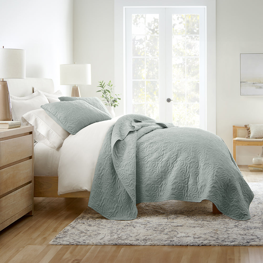Bed Quilt, 3 Piece Floral Stitch Quilted Coverlet Set for Bedroom Layering and Everyday Bedding, 3 Sizes and 6 Colors image 13