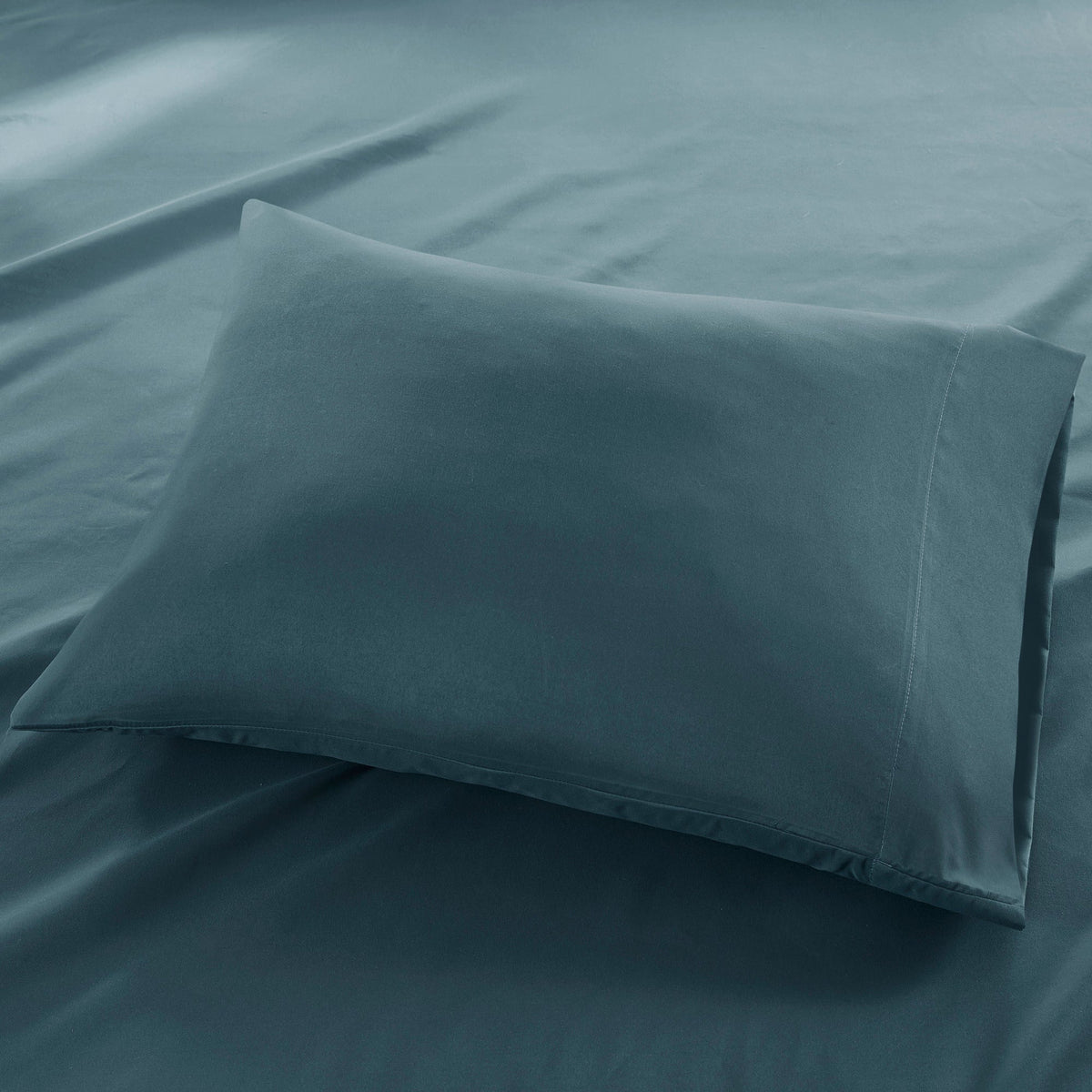 Bed Sheet Set, 3M Microcell Luxurious Brushed Microfiber Deep, Lightweight Design for Master Bedrooms, Guest Beds and Daily Use image 13