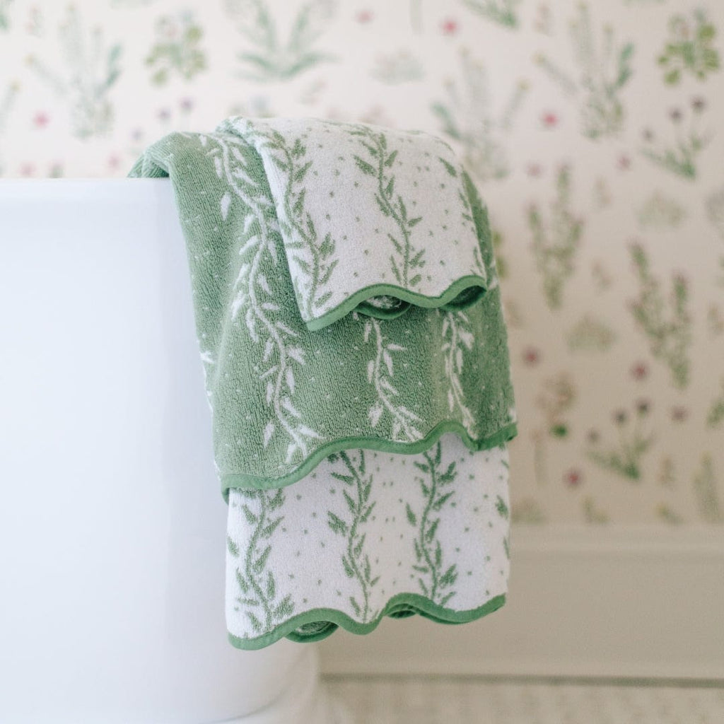 Bath Towel, Patterned Scallop for Home Bathrooms and Everyday Care, 5 Color Options, Designed for Daily Bathroom Routines and Guest Baths image 14