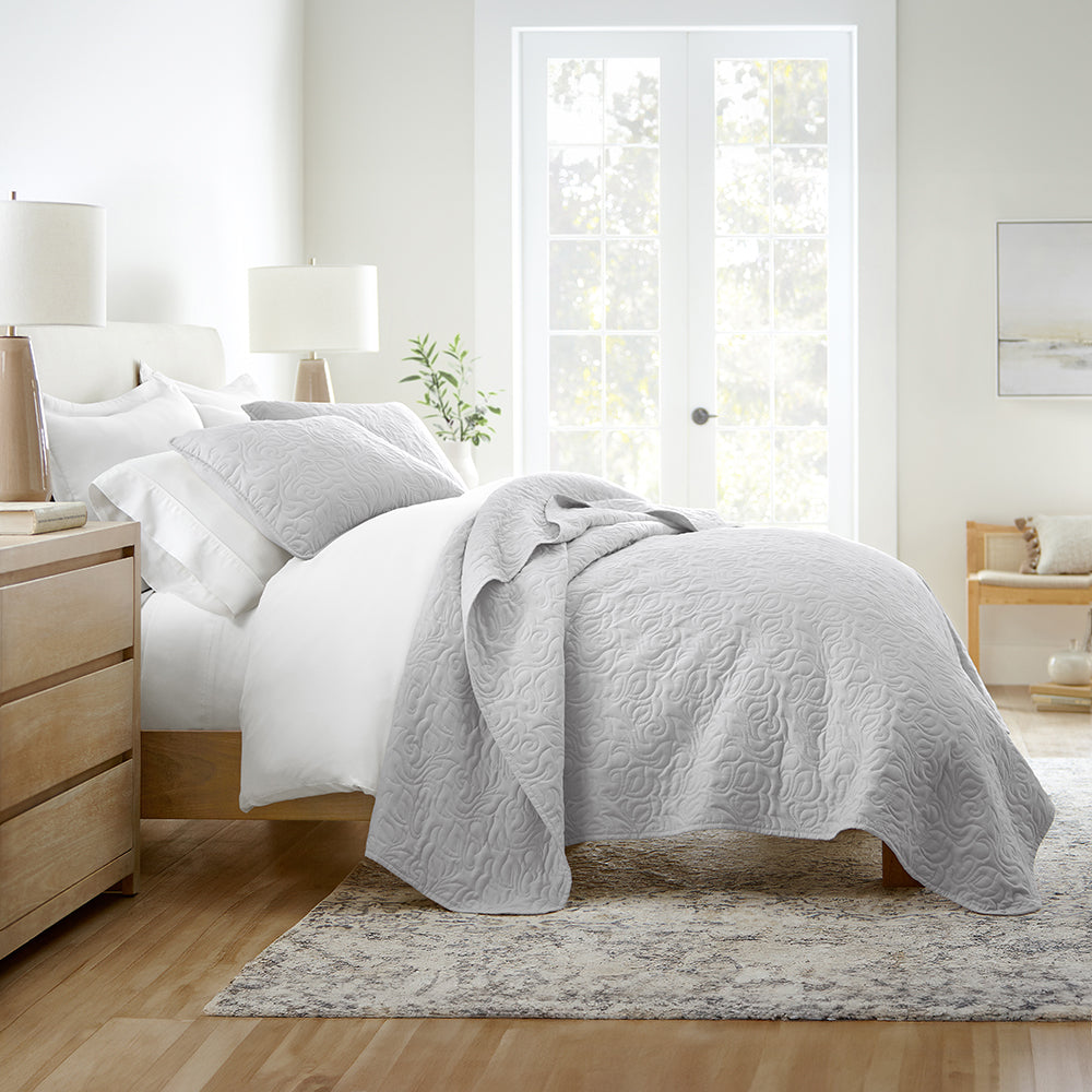 Bed Quilt, 3 Piece Floral Stitch Quilted Coverlet Set for Bedroom Layering and Everyday Bedding, 3 Sizes and 6 Colors image 15