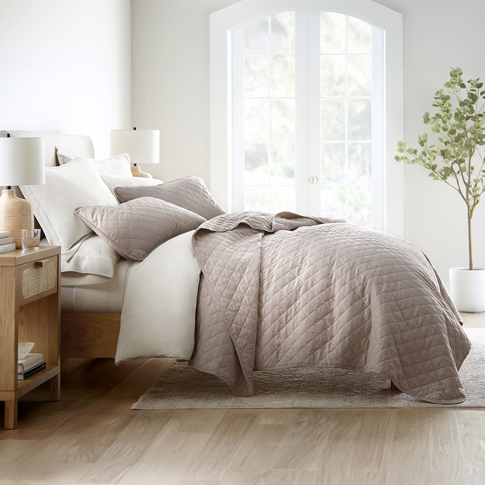 Bed Quilt, 3 Piece Diamond Stitch Quilted Coverlet Set for Guest Beds and Layered Bedroom Styling, 3 Sizes and 6 Colors image 15