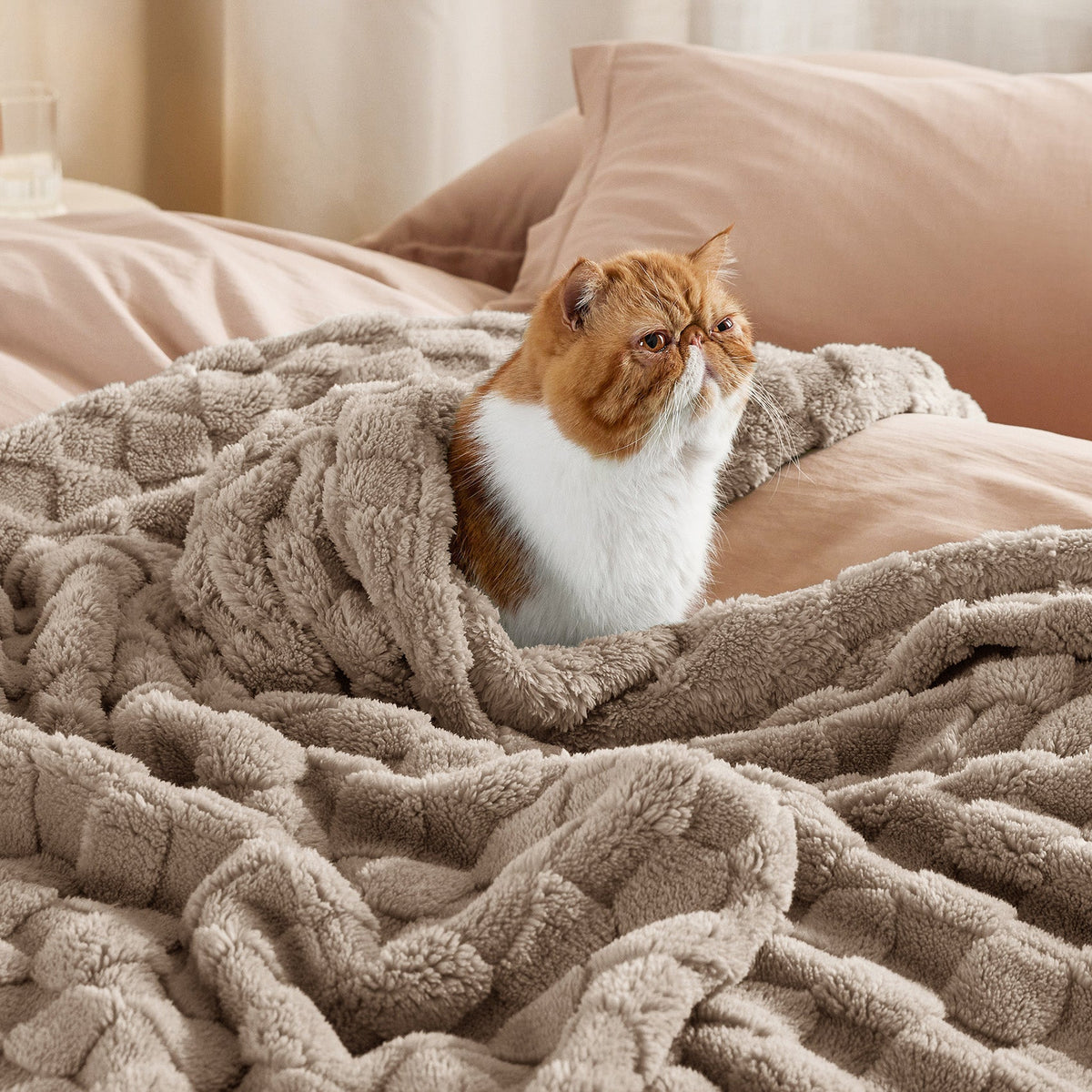 Cozy Throw Blanket, Jacquard Shaggy Sherpa for Living Rooms, Bedrooms and Everyday Lounging, 4 Sizes and 19 Colors image 15