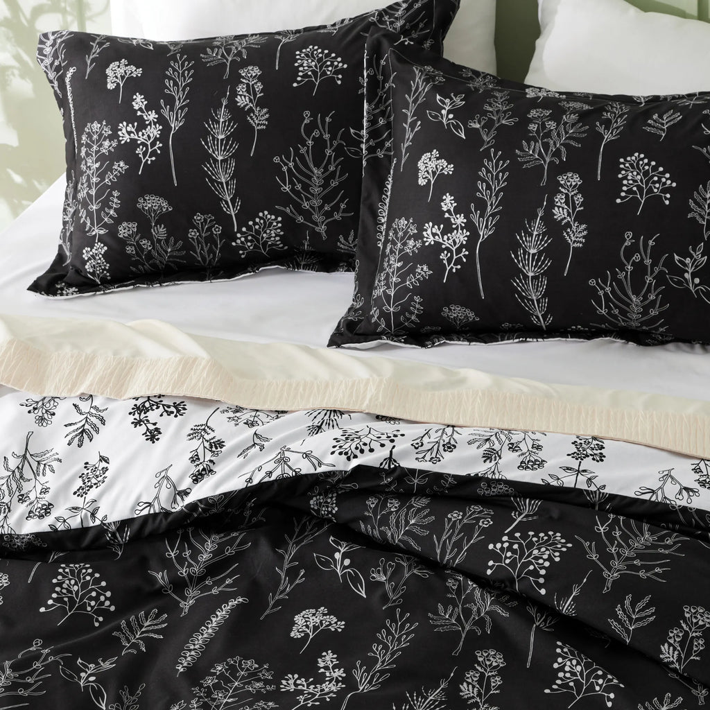 Down & Feather Comforter, Floral Set, Machine-Washable Care for Everyday Bedding and Comfortable Sleep, 7 Sizes and 13 Colors image 15