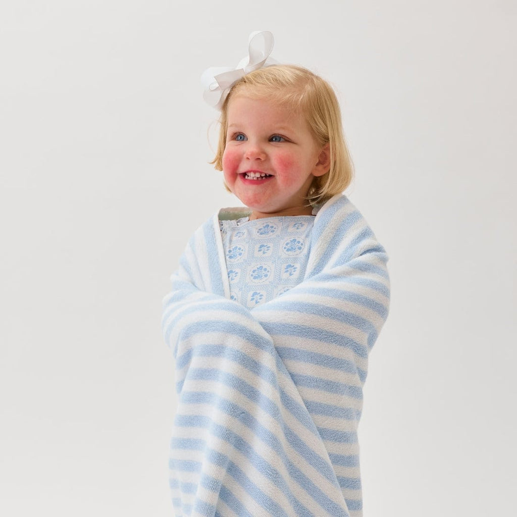 Bath Linen, Kids' Beach Towel, Lightweight Design for Home Bathrooms and Everyday Care, 4 Color Options image 15