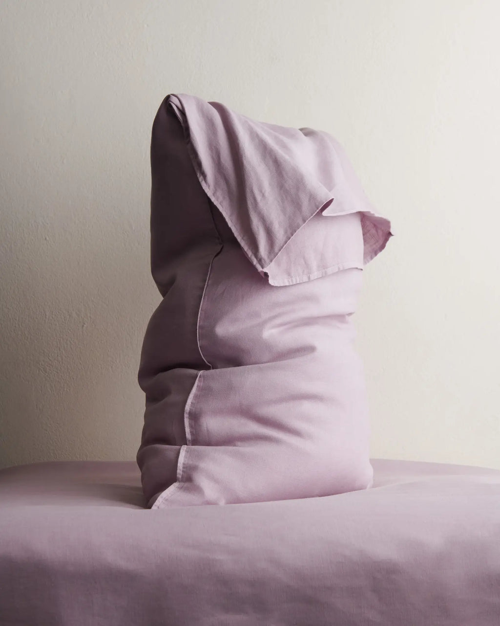 Pillowcase, Belgian Linen, Breathable Construction for Guest Rooms and Daily Bedroom Comfort image 17